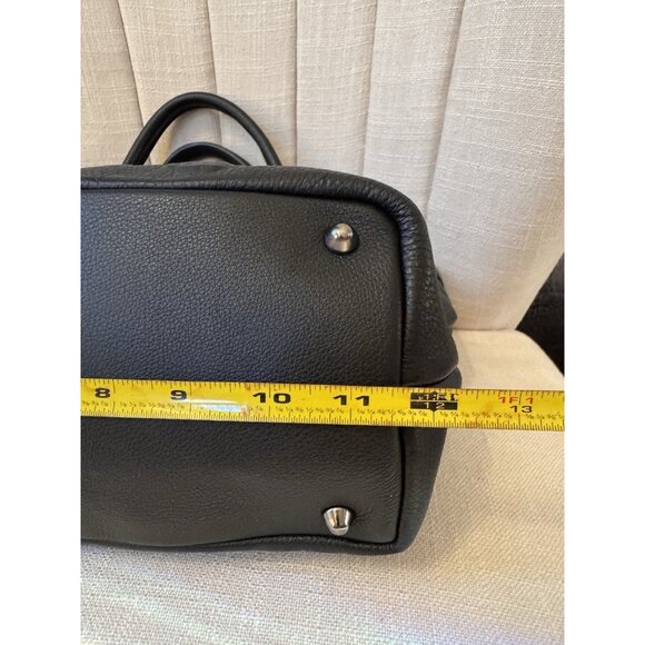 NWT IO PELLE ITALIA Large SKULL Embossed Leather Shoulder Bag Tote $695 Black - Picture 10 of 15